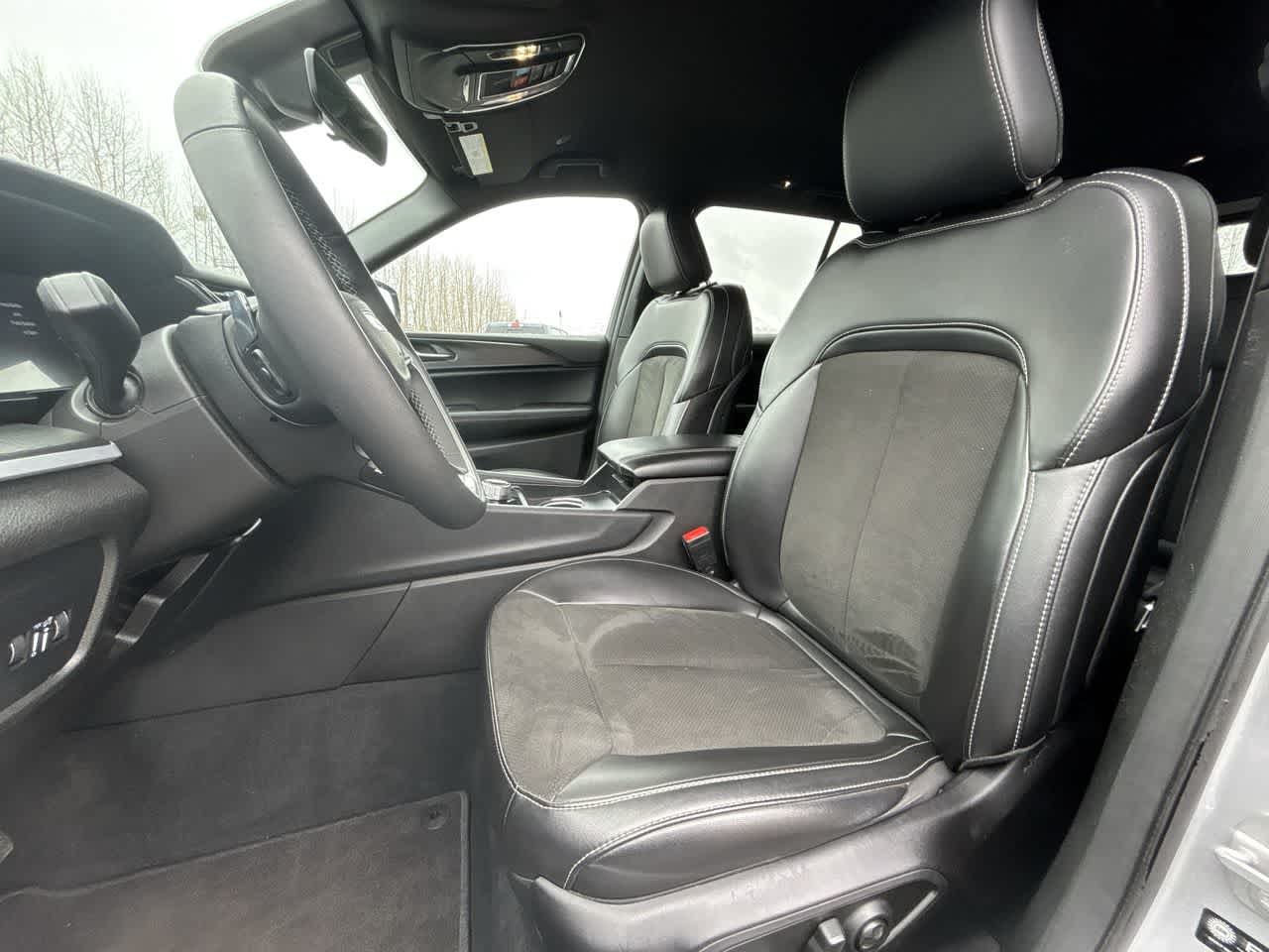 Thumbnail: 2025 Jeep Grand Cherokee - 13