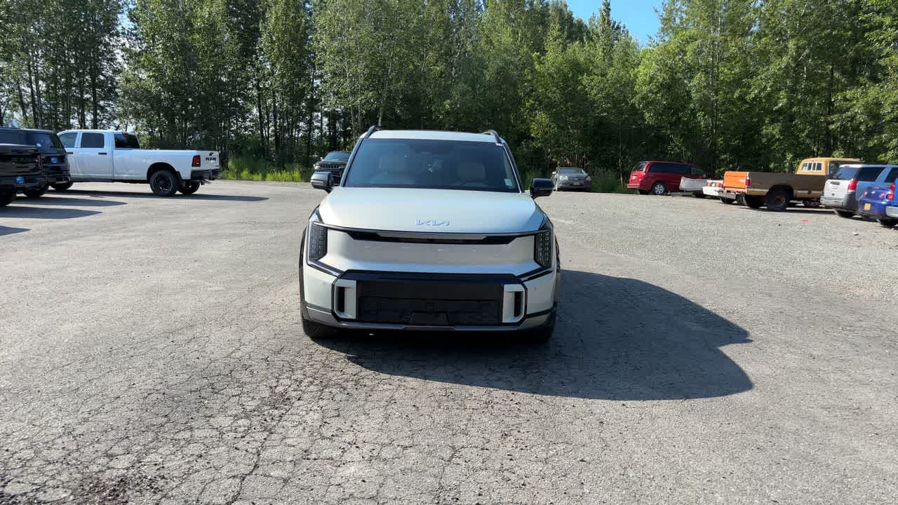 Thumbnail: 2024 Kia EV9 - 4