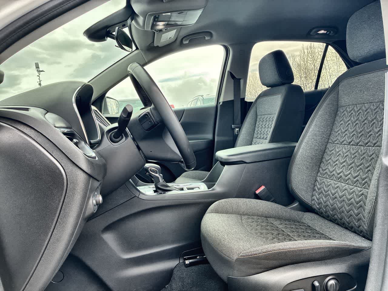 Thumbnail: 2024 Chevrolet Equinox - 15