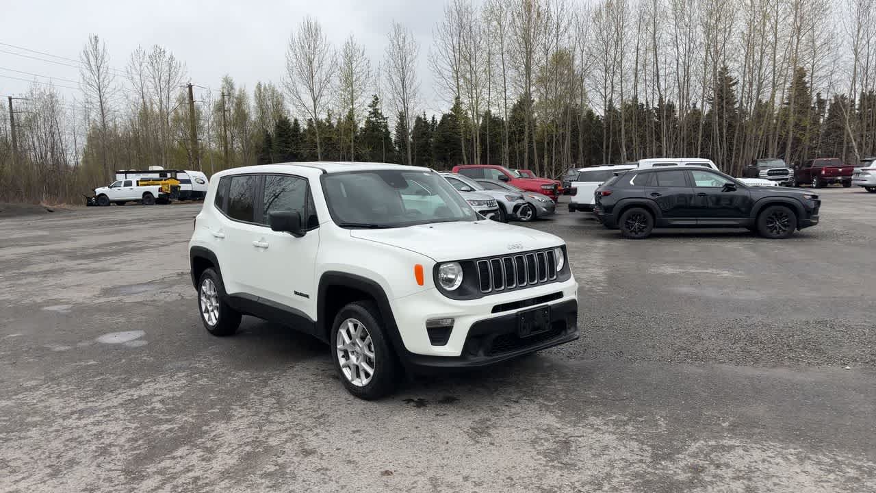 Thumbnail: 2023 Jeep Renegade - 3