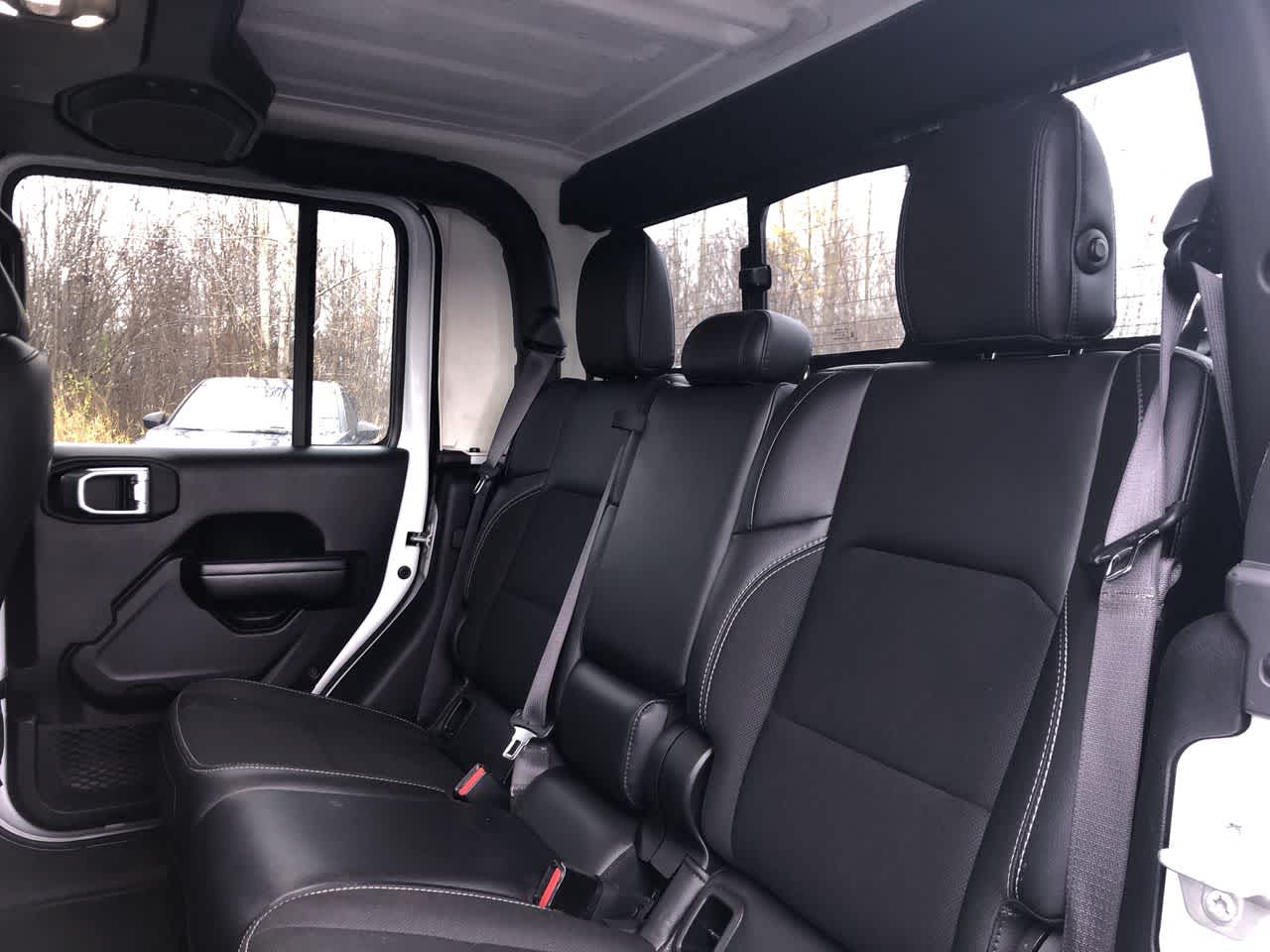 Thumbnail: 2021 Jeep Gladiator - 22