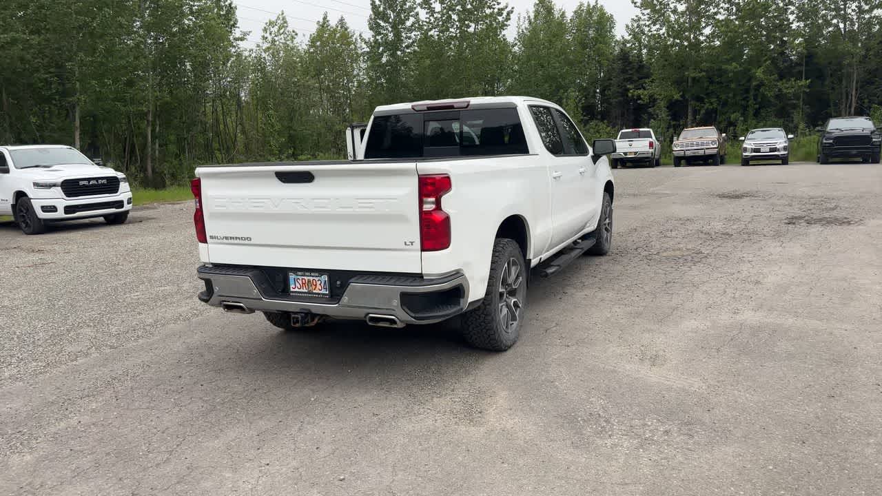 Thumbnail: 2020 Chevrolet Silverado 1500 - 13