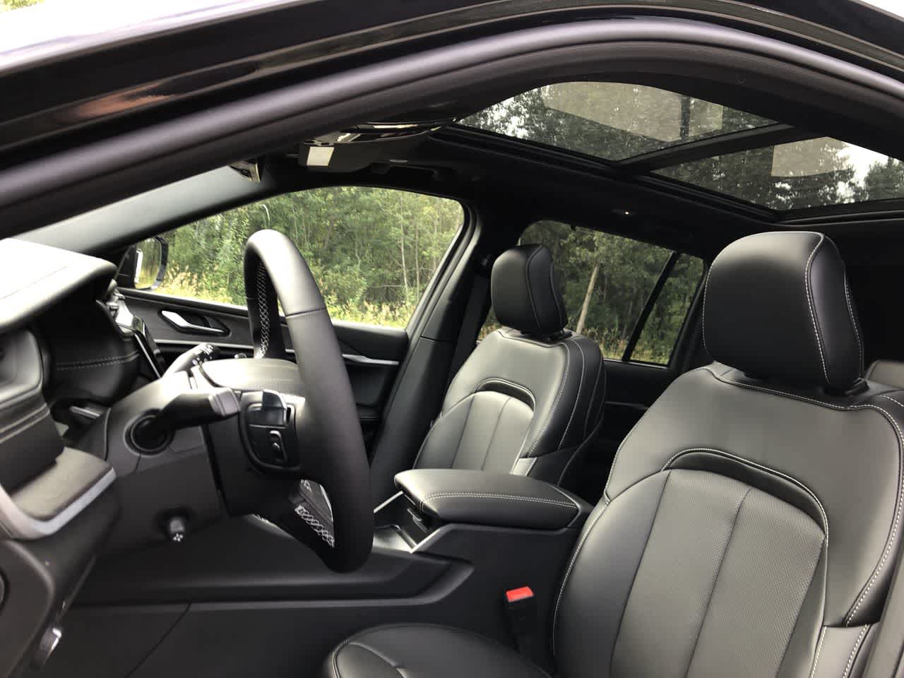 Thumbnail: 2025 Jeep Grand Cherokee - 23