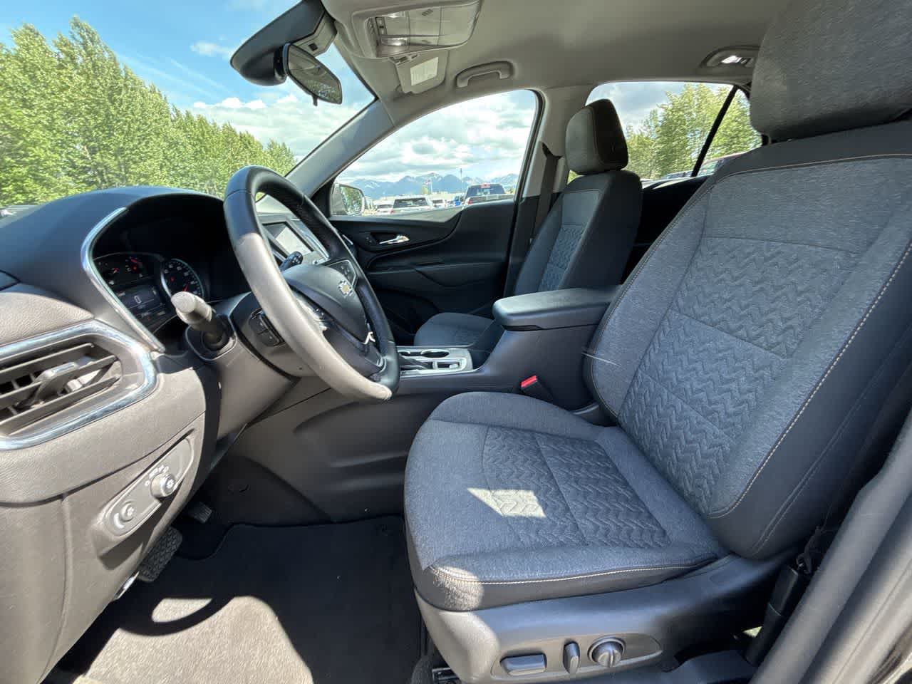 Thumbnail: 2024 Chevrolet Equinox - 23