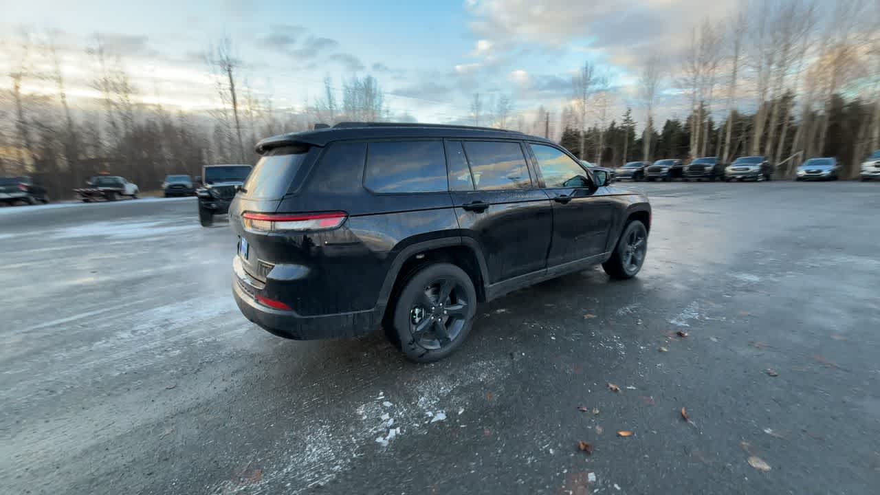 Thumbnail: 2025 Jeep Grand Cherokee - 14