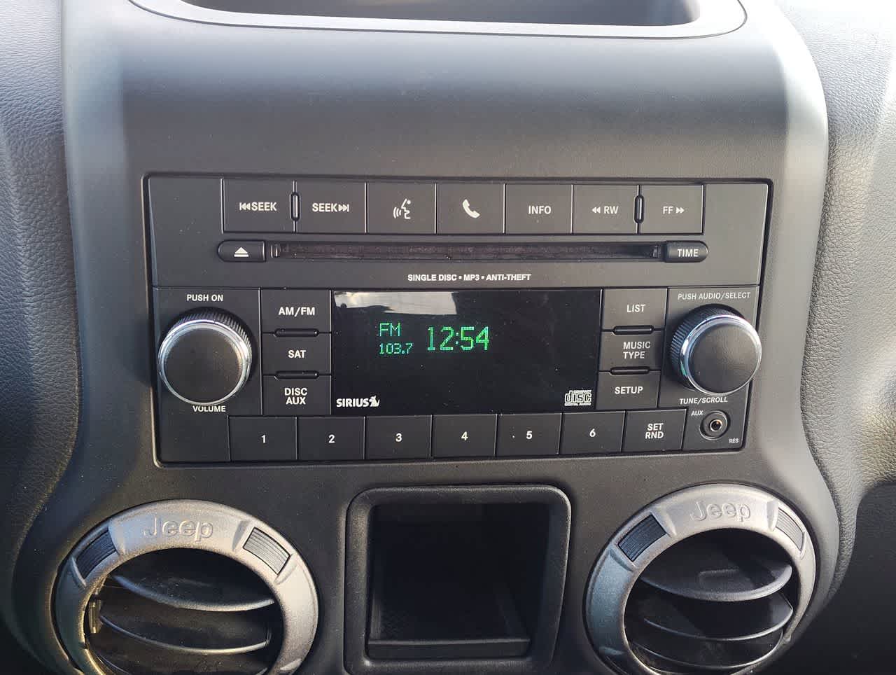 Thumbnail: 2014 Jeep Wrangler - 26