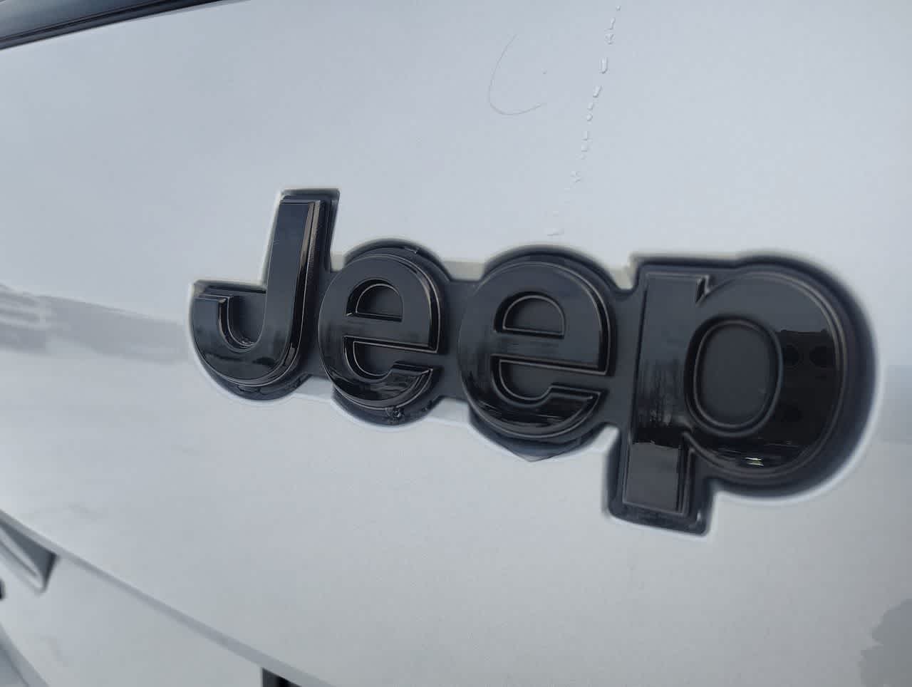 Thumbnail: 2025 Jeep Grand Cherokee - 11