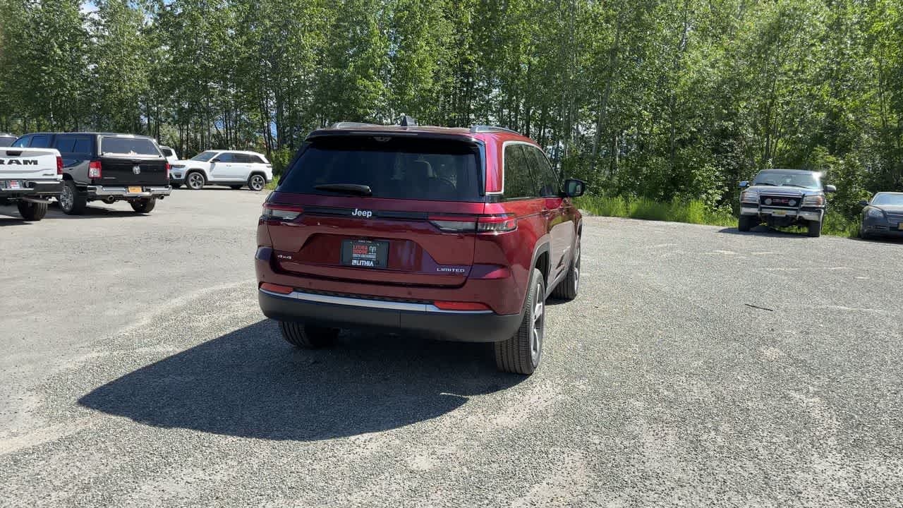 Thumbnail: 2026 Jeep Grand Cherokee - 13