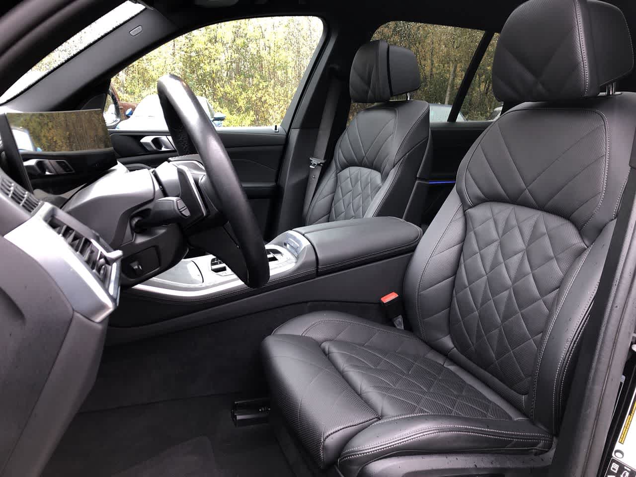 Thumbnail: 2025 BMW X5 - 23