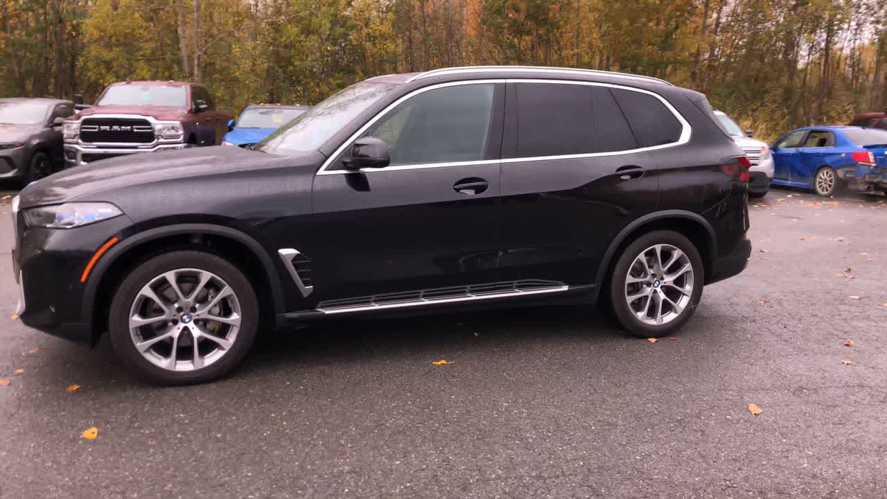Thumbnail: 2025 BMW X5 - 7
