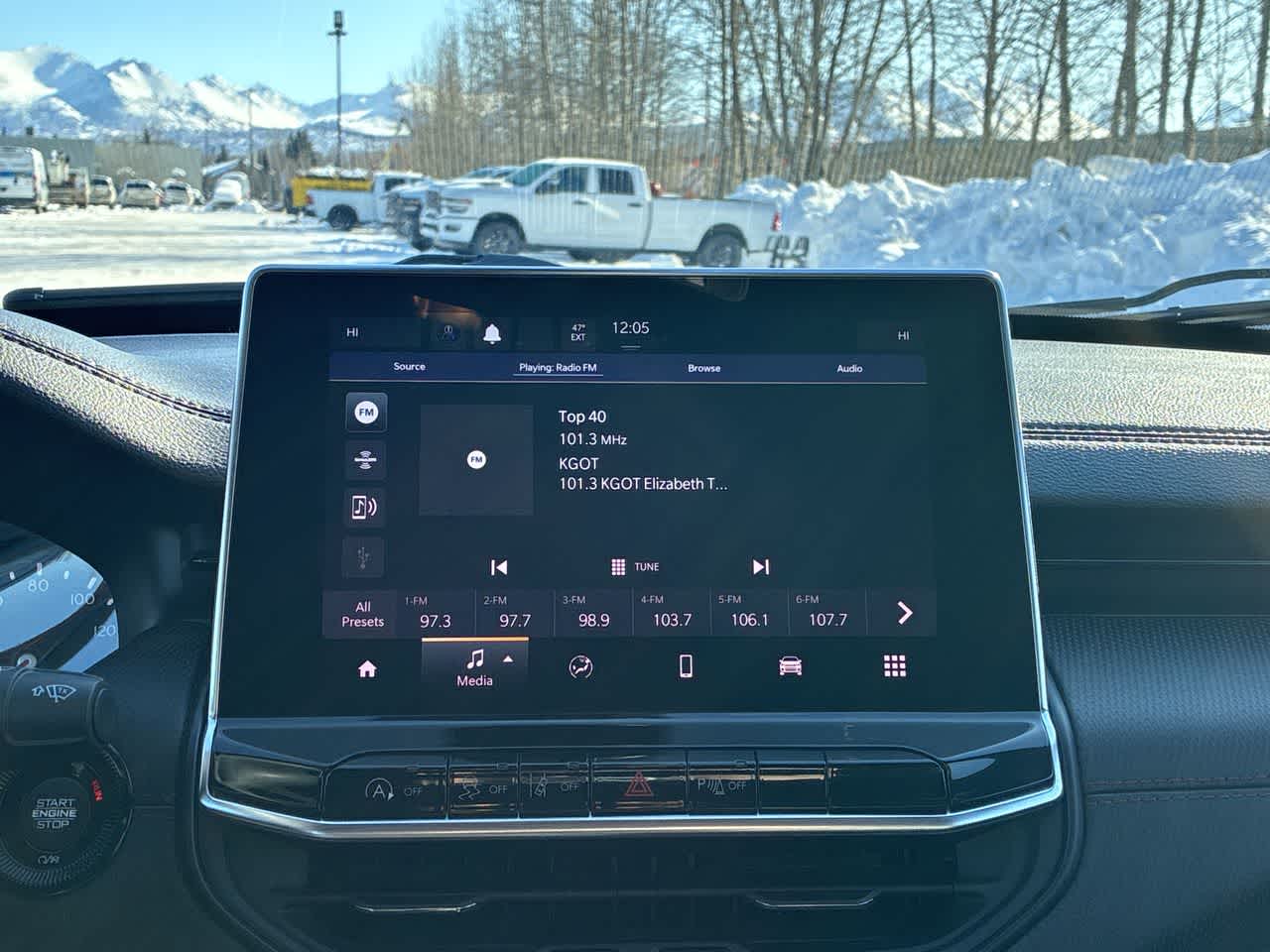 Thumbnail: 2024 Jeep Compass - 18