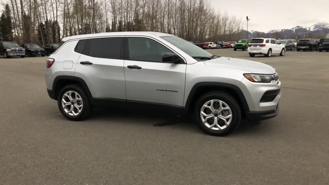 Thumbnail: 2025 Jeep Compass - 16