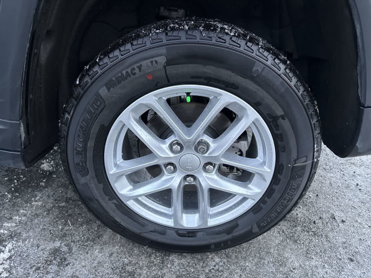 Thumbnail: 2024 Jeep Grand Cherokee - 21