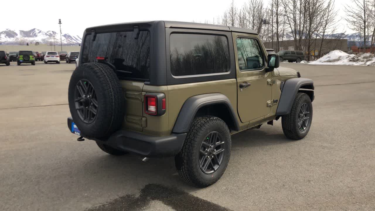 Thumbnail: 2025 Jeep Wrangler - 13