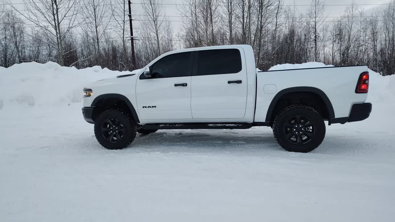 Thumbnail: 2025 RAM 1500 - 8