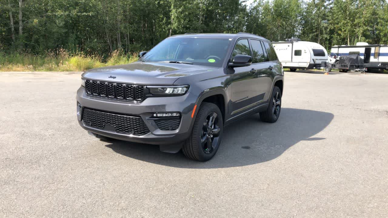 Thumbnail: 2025 Jeep Grand Cherokee - 5