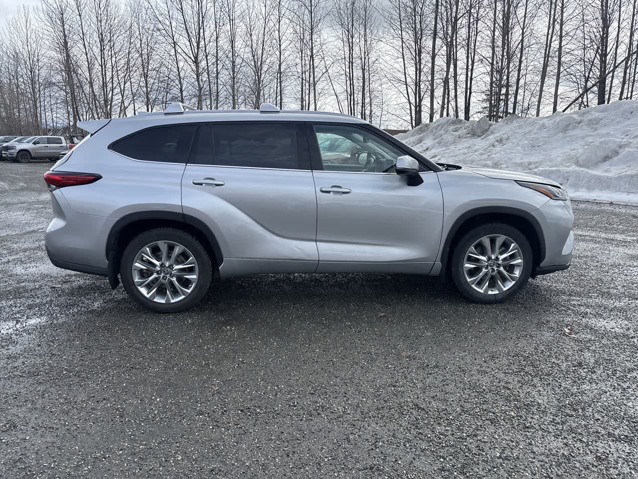 Thumbnail: 2021 Toyota Highlander - 9