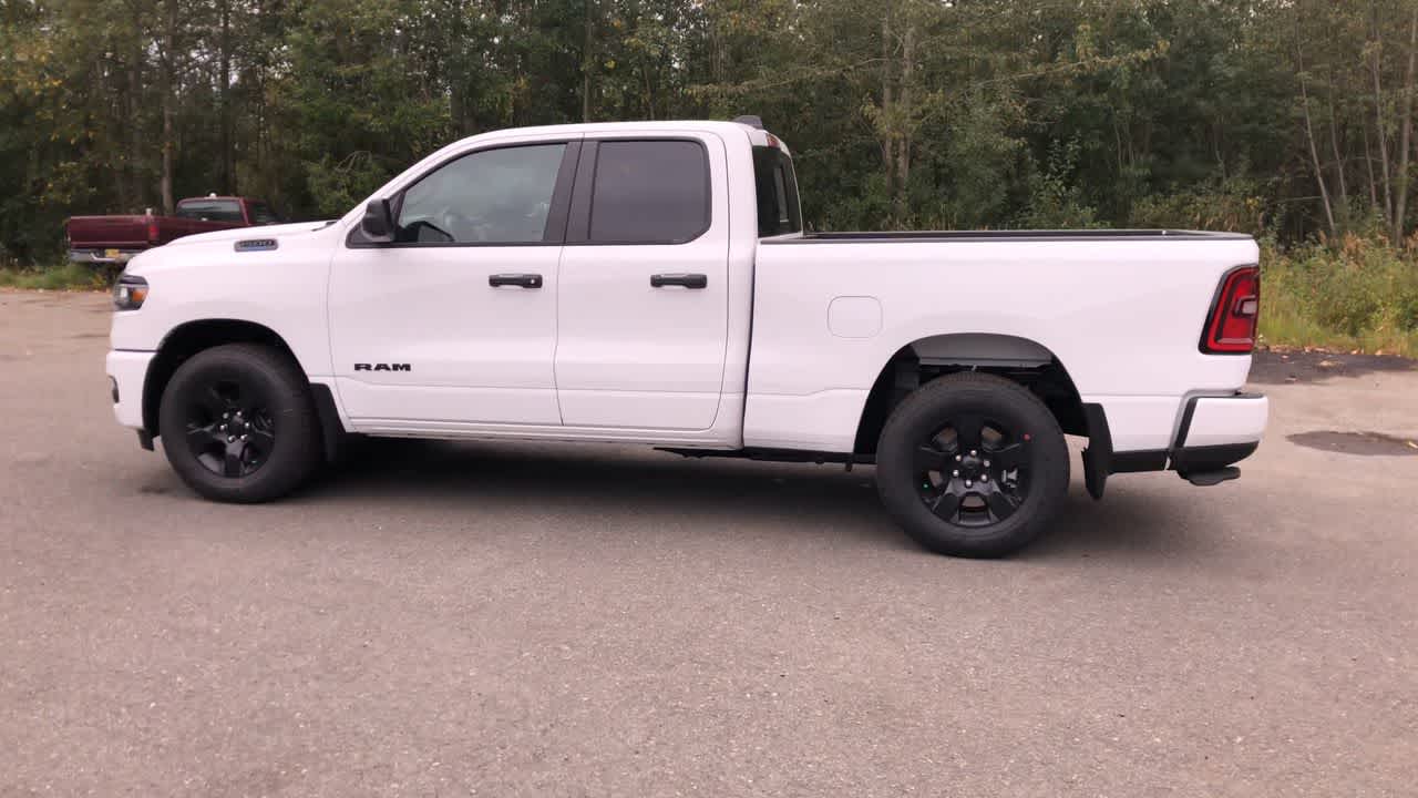 Thumbnail: 2025 RAM 1500 - 8