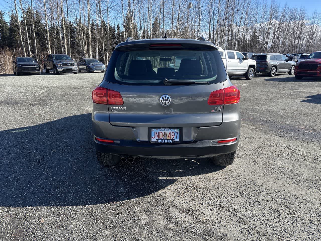 Thumbnail: 2018 Volkswagen Tiguan - 7