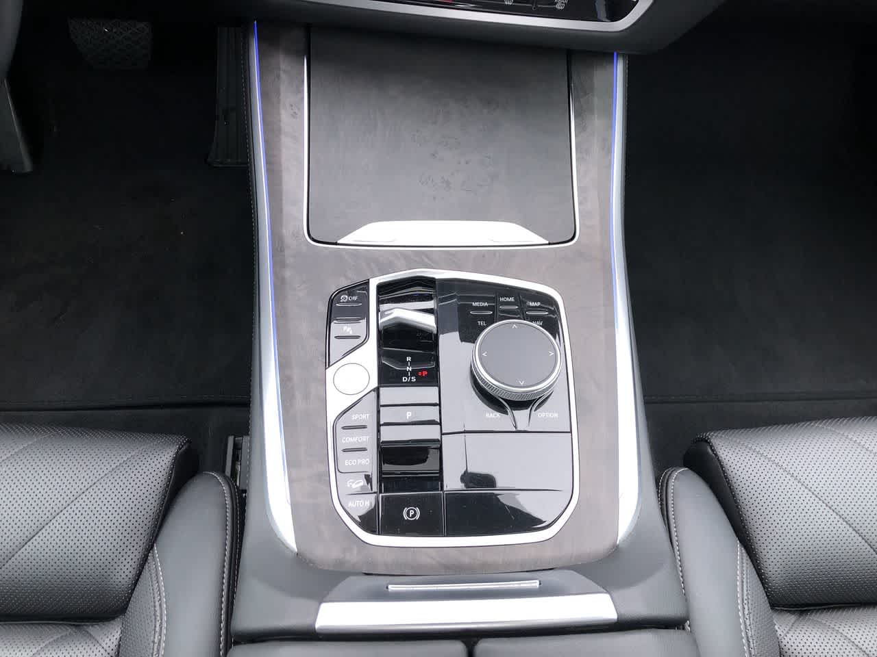 Thumbnail: 2025 BMW X5 - 27