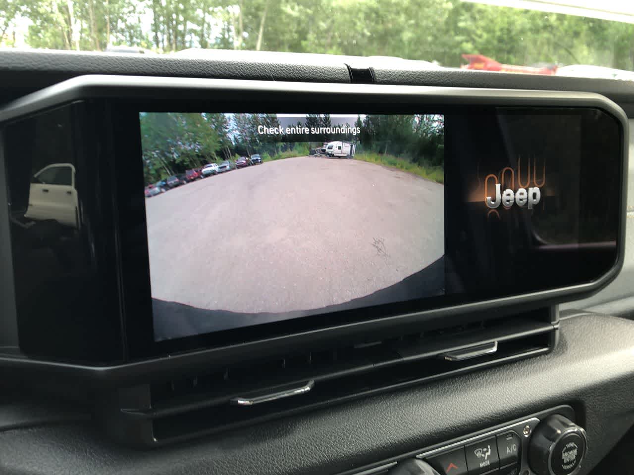 Thumbnail: 2025 Jeep Wrangler - 29