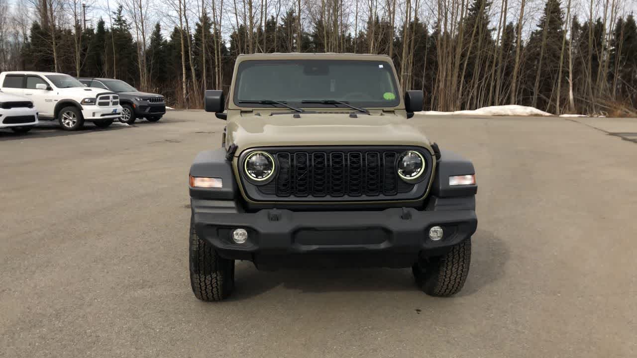 Thumbnail: 2025 Jeep Wrangler - 3