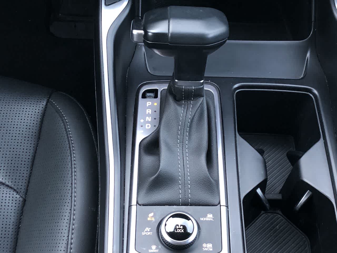 Thumbnail: 2024 Kia Sorento - 27