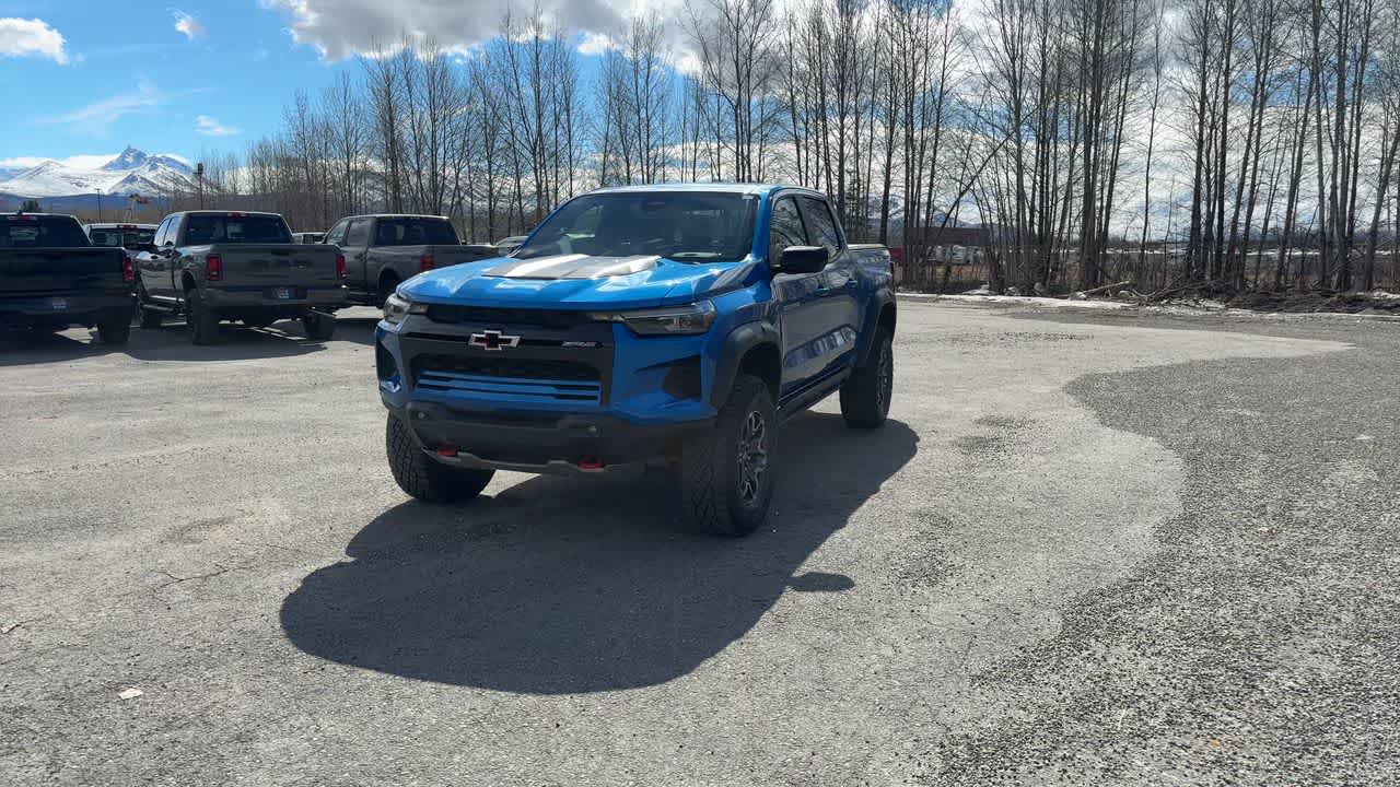 Thumbnail: 2024 Chevrolet Colorado - 5