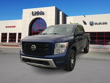 2022 Nissan Titan SV Truck