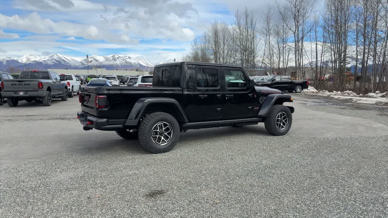 Thumbnail: 2026 Jeep Gladiator - 15