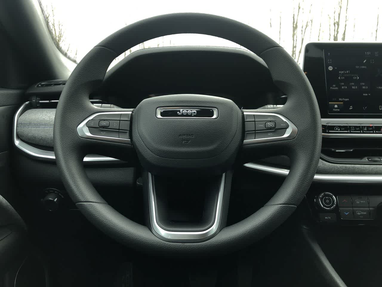 Thumbnail: 2025 Jeep Compass - 25