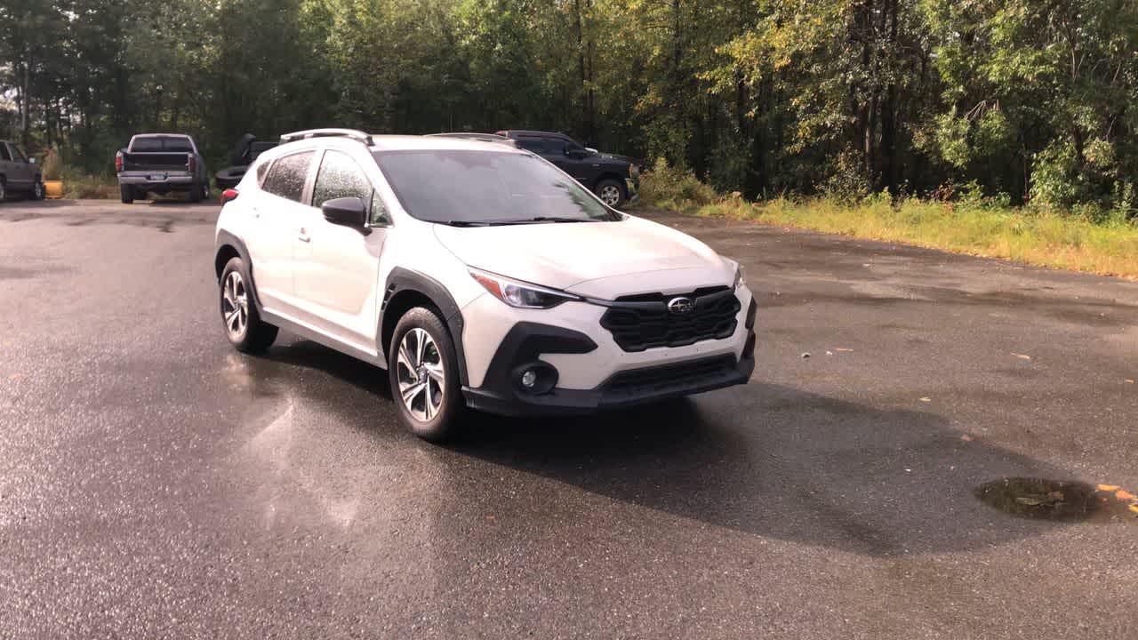 2024 Subaru Crosstrek Premium photo 3