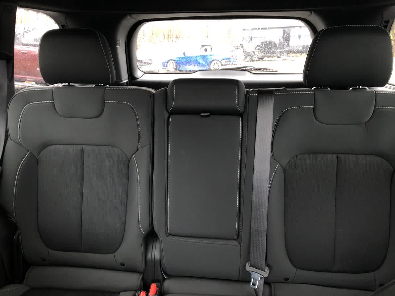 Thumbnail: 2024 Jeep Grand Cherokee - 22