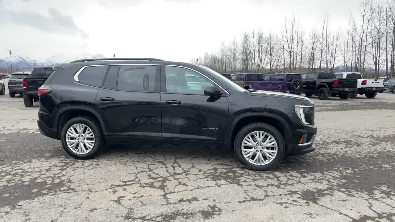 Thumbnail: 2024 GMC Acadia - 17