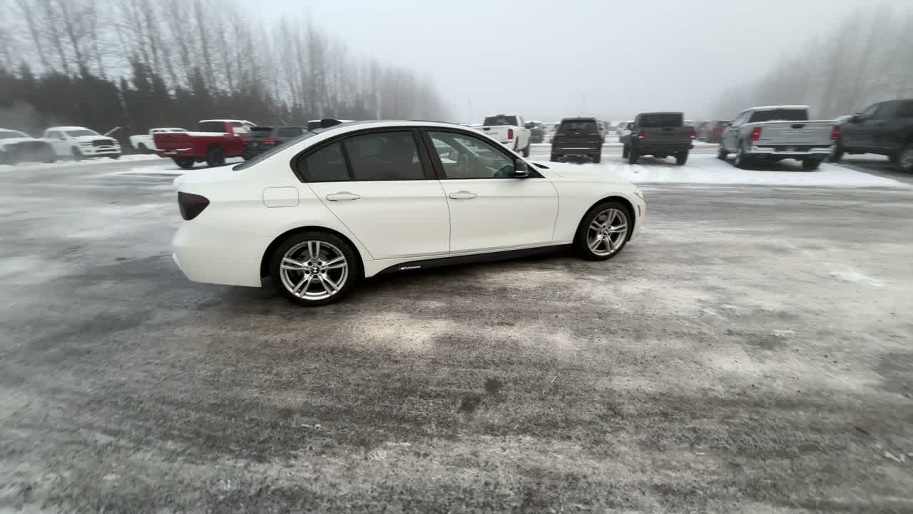 Thumbnail: 2013 BMW 3 Series - 15