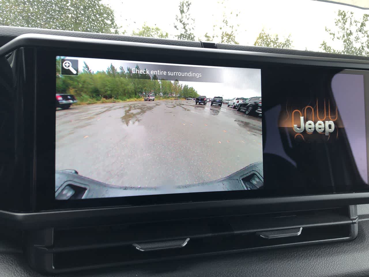 Thumbnail: 2025 Jeep Gladiator - 28