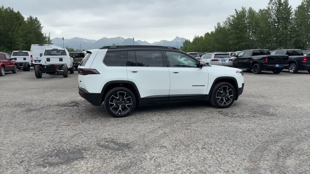 Thumbnail: 2026 Jeep Cherokee - 15