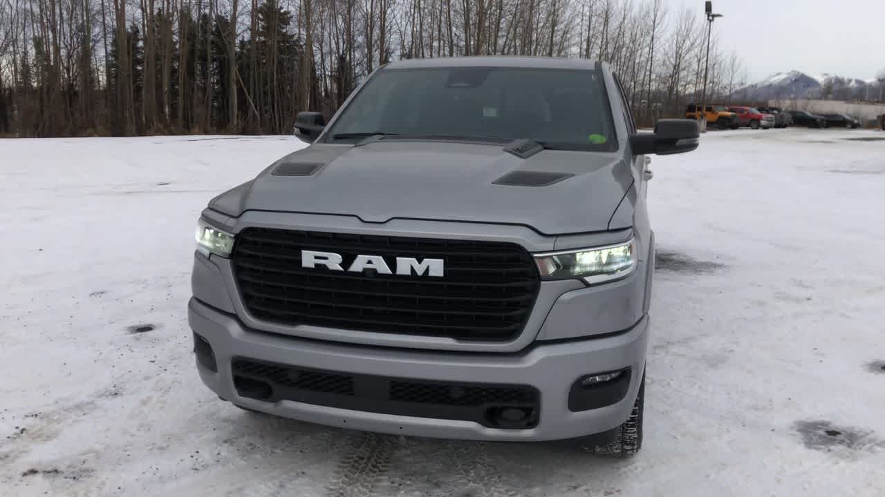 2025 RAM 1500 Laramie 4