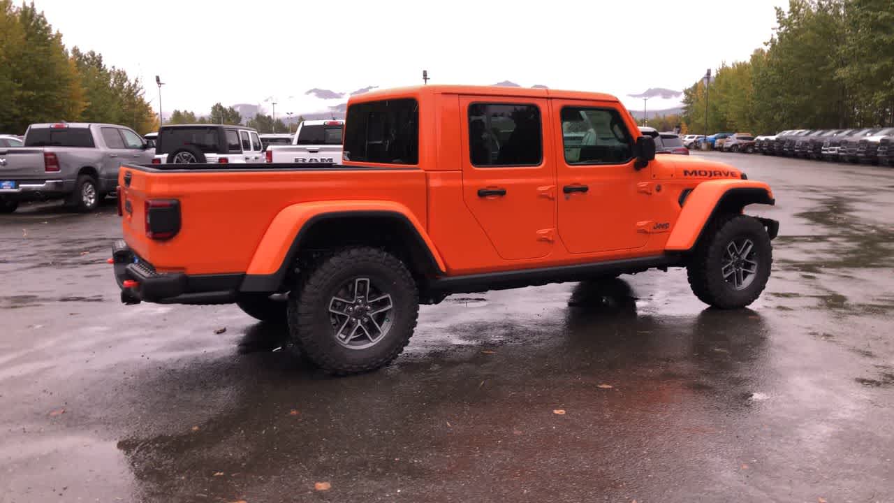 Thumbnail: 2025 Jeep Gladiator - 15