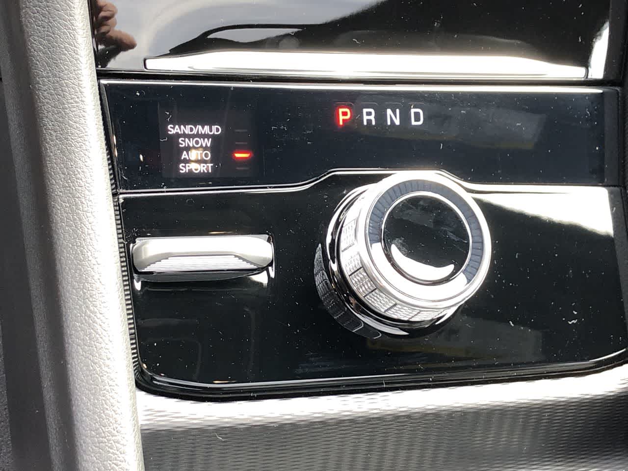 Thumbnail: 2025 Jeep Grand Cherokee - 27