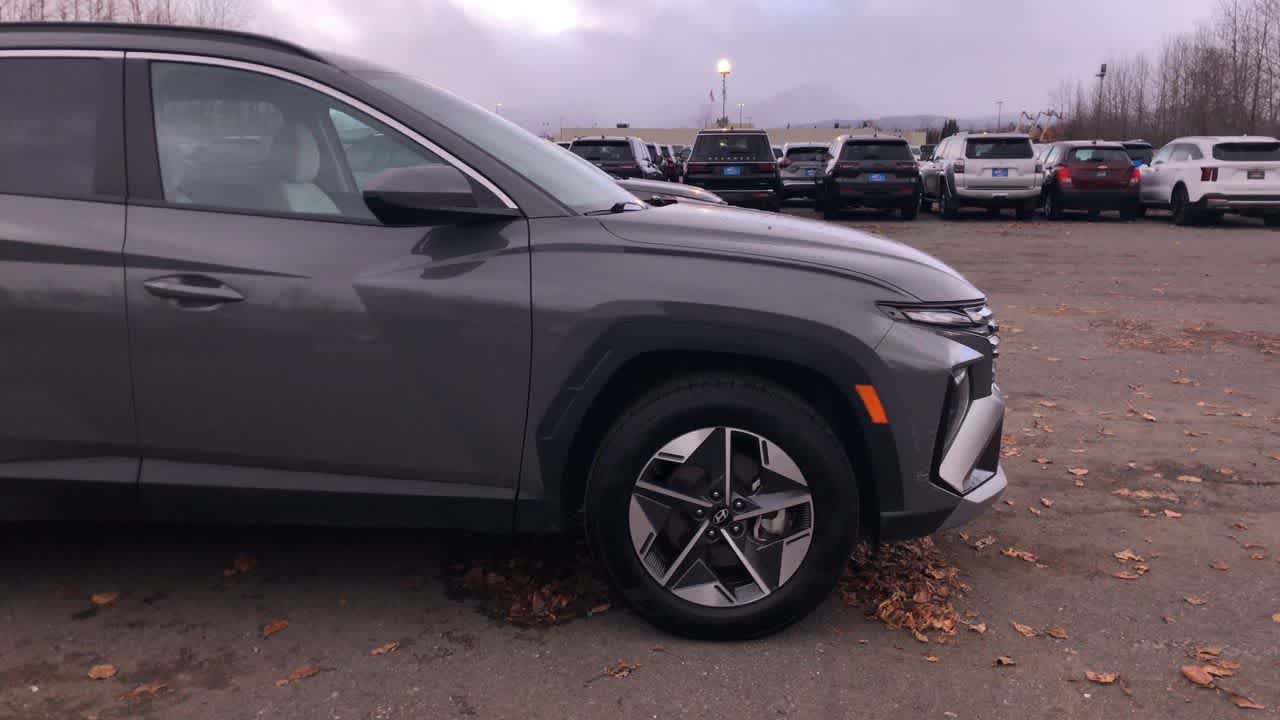 Thumbnail: 2025 Hyundai Tucson - 17