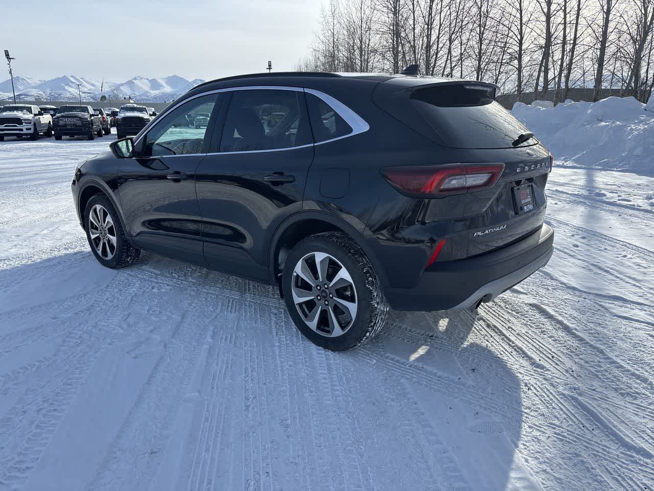 Thumbnail: 2023 Ford Escape - 6