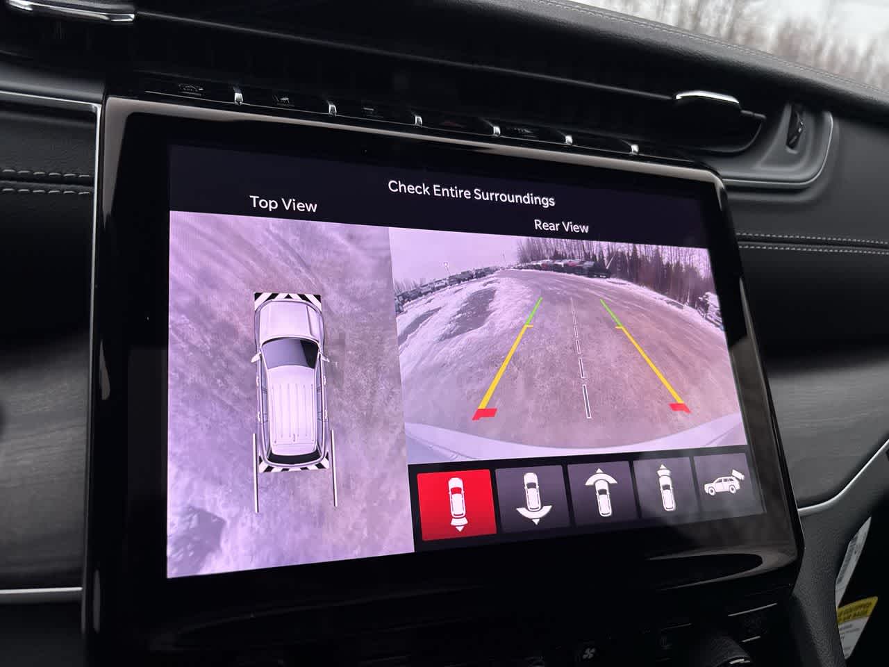 Thumbnail: 2025 Jeep Grand Cherokee - 29