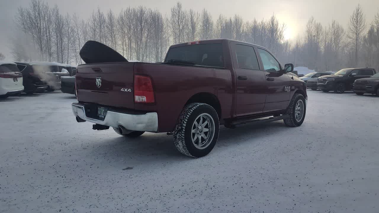 Thumbnail: 2020 RAM 1500 Classic - 13