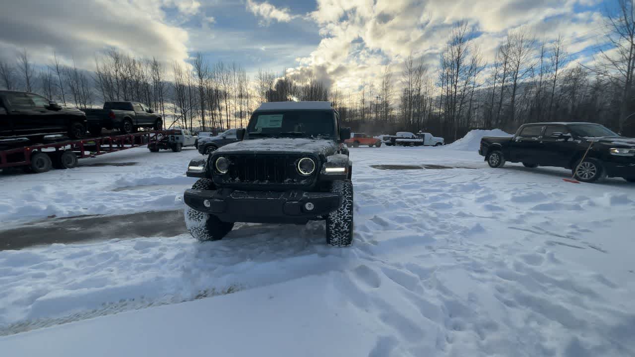 Thumbnail: 2026 Jeep Wrangler - 5
