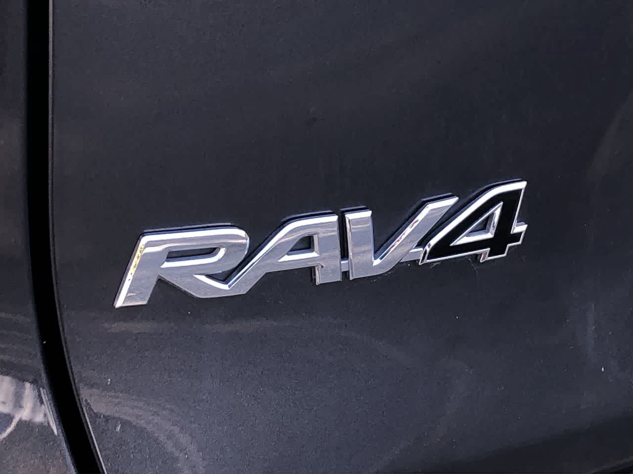 Thumbnail: 2024 Toyota RAV4 - 18