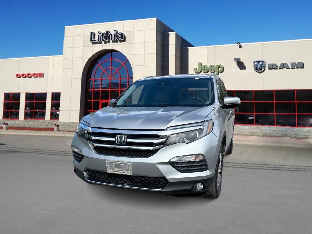 2018 Honda Pilot 4WD Touring's photo