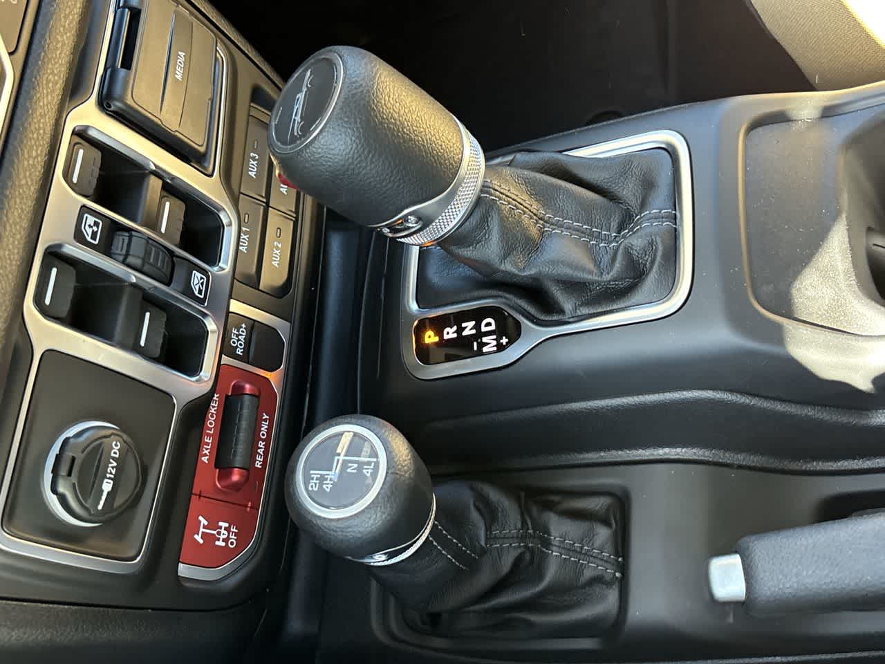 2026 Jeep Gladiator Willys 41 - Photo 27