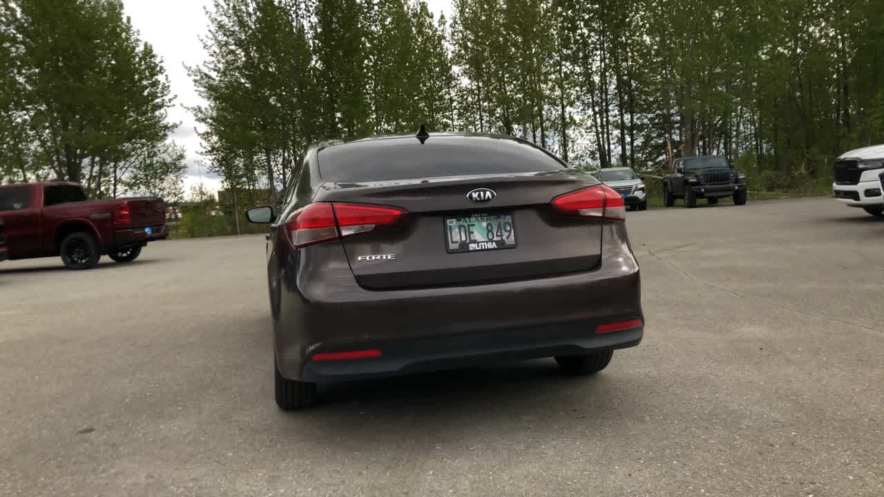 Thumbnail: 2018 Kia Forte - 11