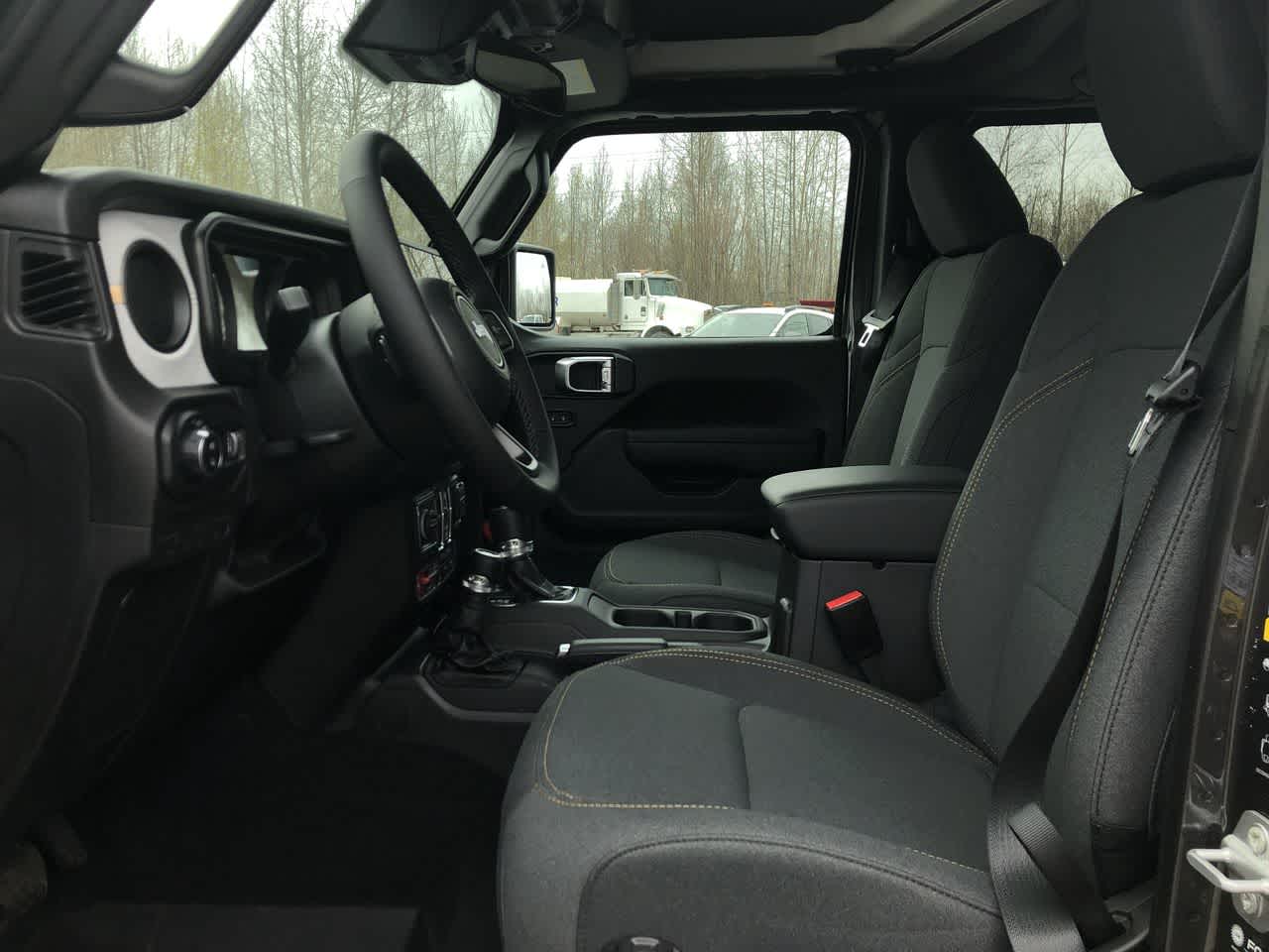 Thumbnail: 2025 Jeep Gladiator - 23